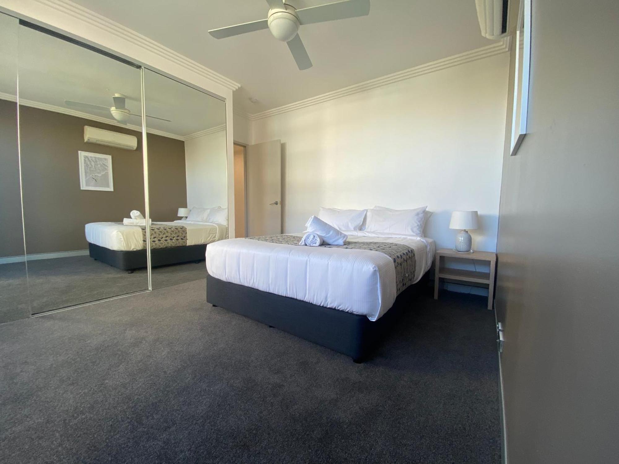 Redvue Holiday Apartments Redcliffe Exterior foto
