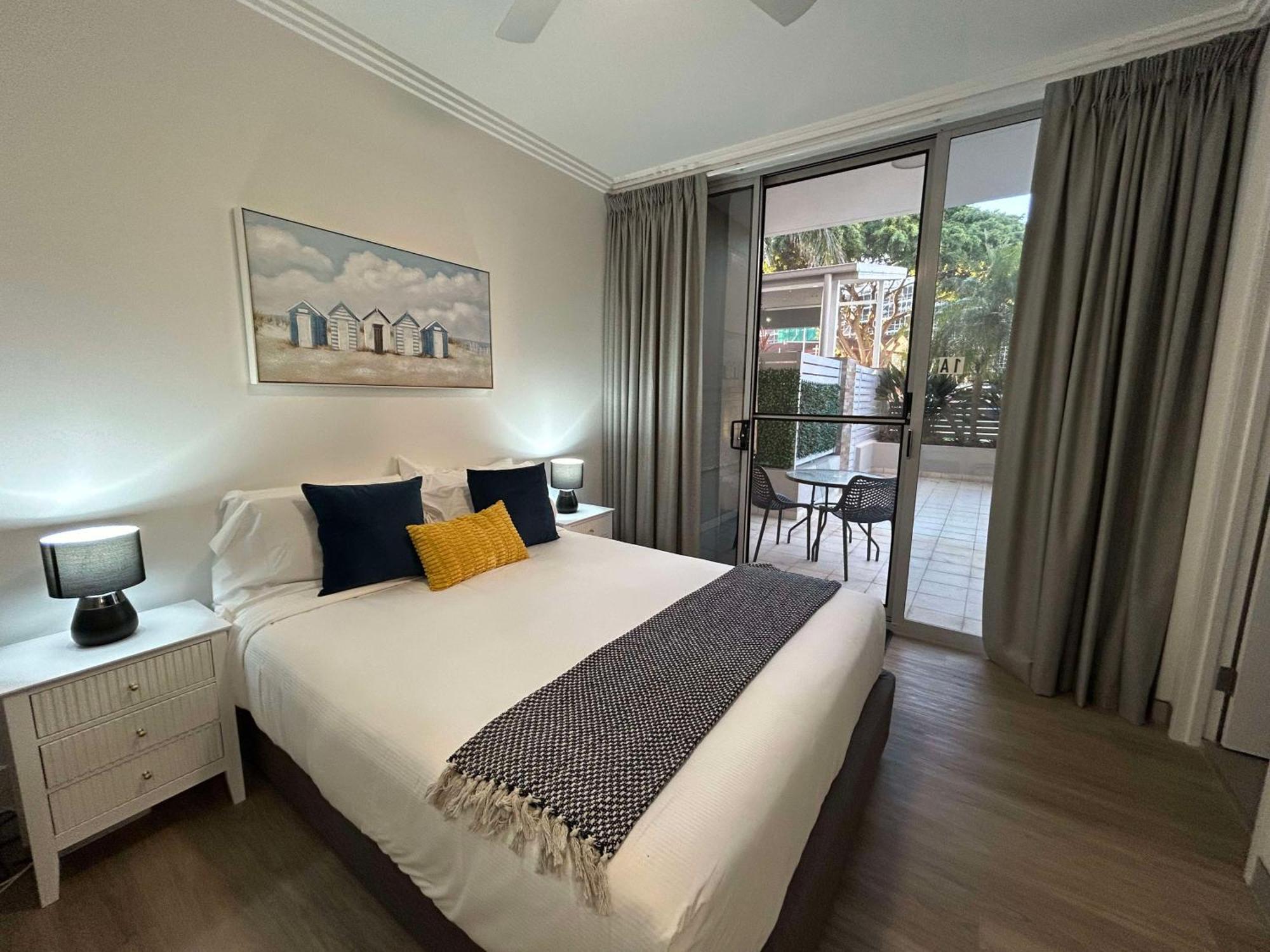 Redvue Holiday Apartments Redcliffe Exterior foto